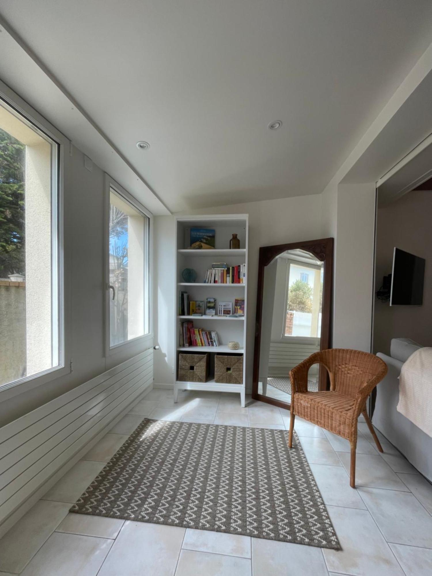 Villa Blanche อากง กูแต็งวิลล์ ภายนอก รูปภาพ